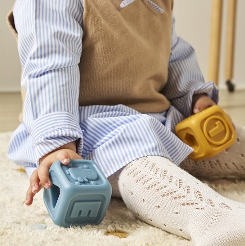 Silikónové senzorické kocky Miniland pre bábätká